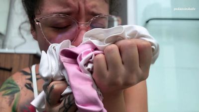 Dirty Giantess Smells Clothes and Farts - Hairy Armpits & Bush Solo Fetish - xxxfiles.com - Spain