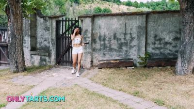 Carolina Guerrero - Stepdaughter Visits Stepdaddy And Fucks Him In The Garden - hotmovs.com