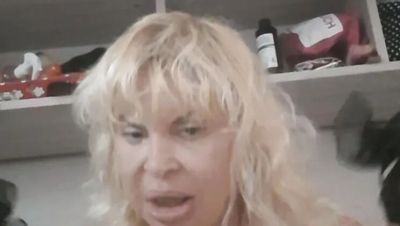 Manya Pornostar Shoe Fetish Solo with Huge Ass and Fake Tits - xxxfiles.com - Italy