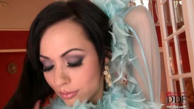 Glamorous newbies amazing butt - hotmovs.com