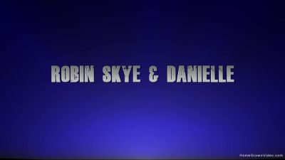 Robin Uses A Toy On Danielle - Robin Skye & Danielle - hotmovs.com