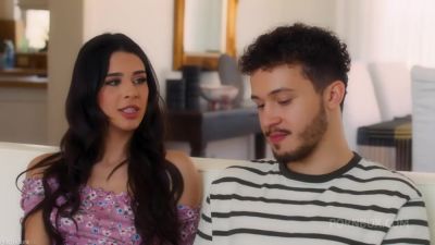 Kylie Rocket Gives Deepthroating a Try - hotmovs.com