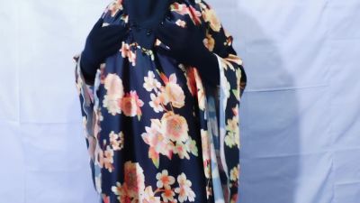 Muslim Hijabi Beautiful Housewife Fucking With Neighbor - With Clear Hindi Audio - desi-porntube.com - India