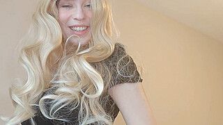 Accidently Falls on my Dick while Cleaning my Room - ah-me.com