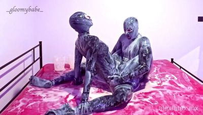 Sticky Latex Sex with Gloomy Babe - Messy Blowjob, Fingering & Cum in Mouth - porntry.com - Mexico