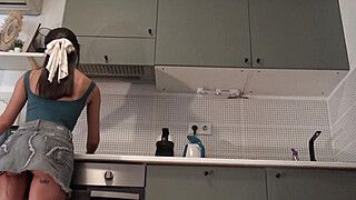 Petite College Girls share the same apartment and they love to flash their ass and pussy for a few more likes - ah-me.com