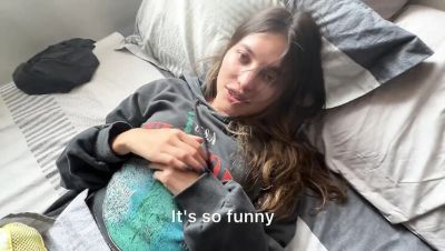 Scarlettandc Gym Workout Leads to Hot Lesbian Scissoring in HD - xxxfiles.com - Spain