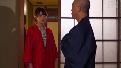 QES229-DWNUDGPUSK434278403 - hclips.com