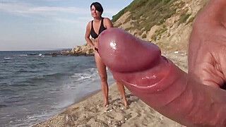 The most beautiful Stranger cocks caught jerking off on the beach and juiced - ah-me.com