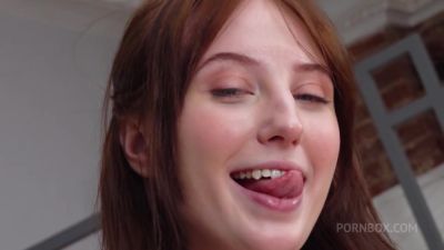 Emma Korti gets fountain pee in the throat & her first double - hotmovs.com