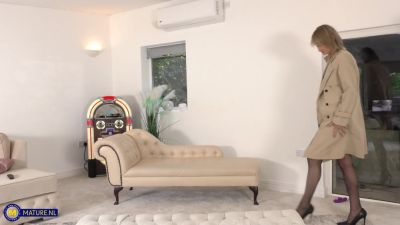 Skinny Masturbating British Milf Toni G. Flashes, Teases & Plays With Her Shaved Pussy & Small Tits - hotmovs.com - Britain