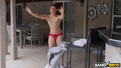 Oiled Up - hotmovs.com