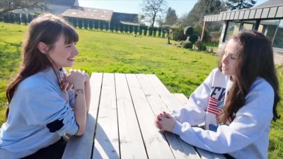 Jess in an incredible FFH threesome! - Jacquie et Michel TV - hotmovs.com - France