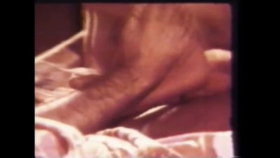 Perverted Retro MILF Blowjob and Cumshot in HD - porntry.com