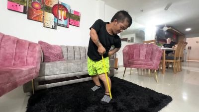 Naughty Pregnant Stepsister Measures My Giant Cock Thinking It's Small - Chiky & Julianaburning - porntry.com - India - Spain