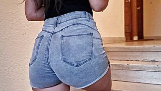 Encuentro al mejor amigo de mi novio en Valencia y me invita a su casa, terminamos follando Real por - ah-me.com