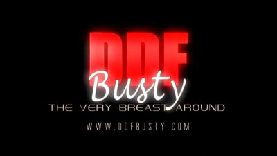 Titty fucking and hot cum desert - hotmovs.com