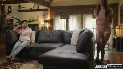 Busty latin stepdaughter agreed to become stepdaddys sex pet - hotmovs.com - India