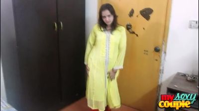 Indian Bhabhi Sonia Fucked By Sunny - MySexyCouple - hotmovs.com - India