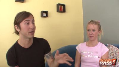 Skinny Belle Brooklyn Pussy Licked - hotmovs.com