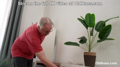 Happy Ending - Sure, your Daughter can Stay here for Two Days! Breiny Zoe at OldHans - hotmovs.com - India