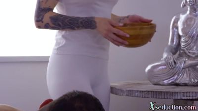 Inked massuese doggyfucked by client - hotmovs.com - India