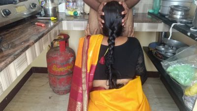 Housewife Kitchen Sex - desi-porntube.com