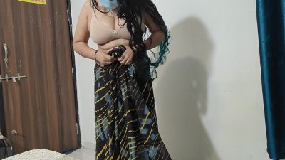 Stepmom Change Dress Wear A Saari - desi-porntube.com - India