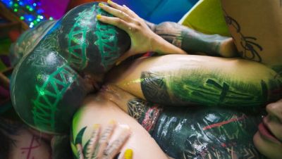 Goth Girl Takes Cum in Ass from Tattooed Sluts - Anuskatzz Lesbian Threesome - xxxfiles.com