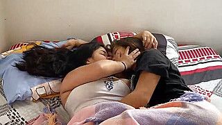 I'm very horny and I wake up my stepsister to fuck and put the dildos in - ah-me.com