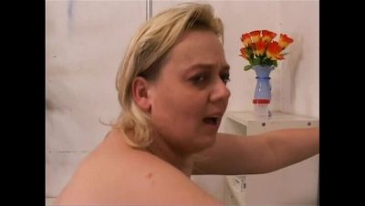 Blond Mature Family Fuck: Doggy Style Blowjob and Cum on Tits - xxxfiles.com - Italy