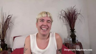 Desperate MILF Gets Help With Cookies Service And Big Cock BBC Casting - porntry.com - Britain