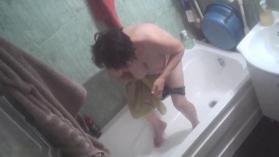 spying my old mother - voyeurhit.com