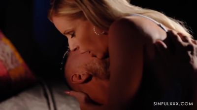 Blonde Babe Gets Her Pussy Licked While She Sucks A Big And Thick Cock - hotmovs.com