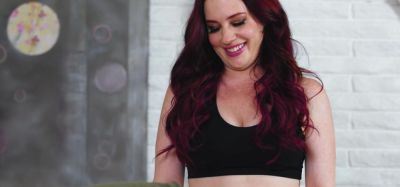 Jessica Ryan - Blow Job - Joshua Lewis - MOMMY'S BOY - Playful MILF Jessica Ryan Keeps Making Fun Of Stepson, Apologizes With Her Wet Pussy - inxxx.com