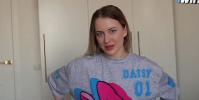 I Wanted To Jerk Off, But A Sexy Young Stepmom Helped Me Cum With Her Tight Pussy - inxxx.com