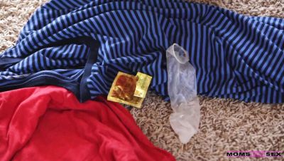 Halle Von - Julia Ann - Van Wylde - Step Mom Julia Ann Watches Teen Threesome Creampie - Big Tits MILF HD - xxxfiles.com - Britain