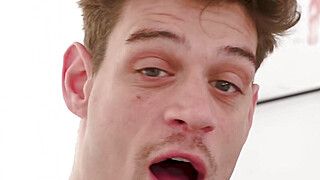 I normally do not let my patient fuck me - ah-me.com