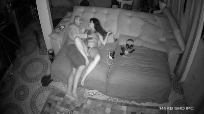 Camera De Seguranca Flagrando Casado Chupando A Buceta Da Melhor Amiga Da Esposa - hclips.com - Brazil