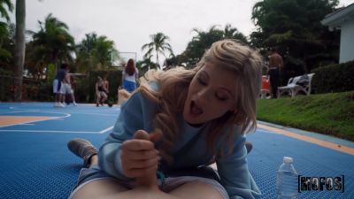 Ellie Tay - Blondie Gets On Her Knees To Deepthroat A White Cock - hclips.com