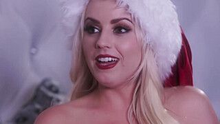 Lexi Belle - Jenna Sativa - So Santa is a woman and a horny lesbian? - ah-me.com