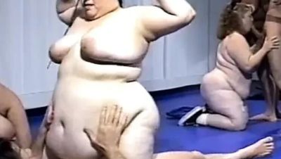 Granny Orgy with BBW Beauties Eating Pussy and Using Dildo - xxxfiles.com - Britain