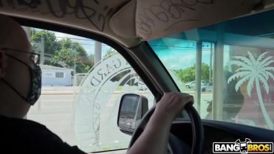 Going The Distance - hotmovs.com