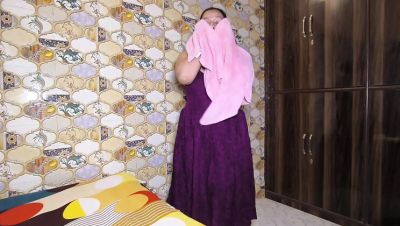 Lonely BBW Puja Gives Amateur Blowjob in Hindi Homemade Video - porntry.com