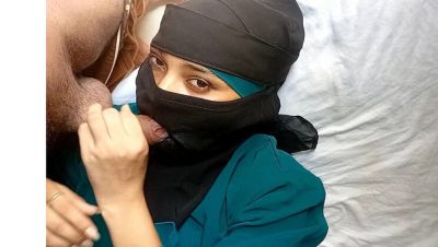 Indian Muslim Girl Dearshivani Face Fuck & Cum Swallowing Blowjob - veryfreeporn.com - India - Indonesia