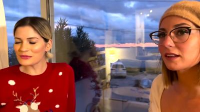 Vincent wins the jackpot at the casino - Jacquie et Michel TV - hotmovs.com - France