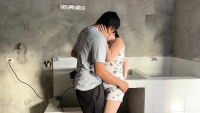 Manuela Alvarez gets wild with a hot mason in Hindi audio 4K porn - xxxfiles.com