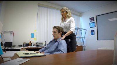 Kiara Cole - Stepbro gets tricked into riding Kiara Cole's big cock in hot HD porn - sexu.com