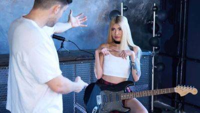 Hot Blonde Stepsister Sucks and Fucks Lucky Stepbro After Guitar Play - xxxfiles.com