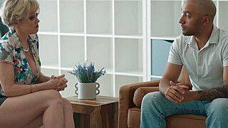 Dee Williams - Oliver Davis - Busty shrink tittyfucks her clients bbc - ah-me.com